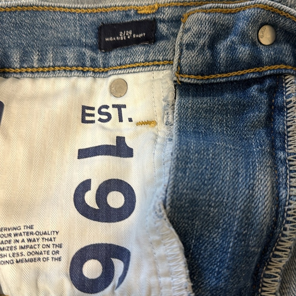 Gap High Rise 4” Denim Short - Picture 5 of 5